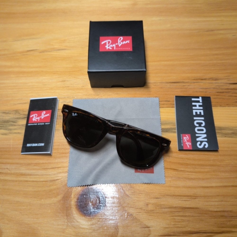 Ray-Ban Classic Tortoise Sunglasses